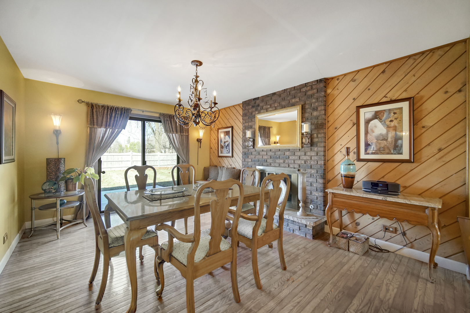 4022 Violet Lane Property Photo 4