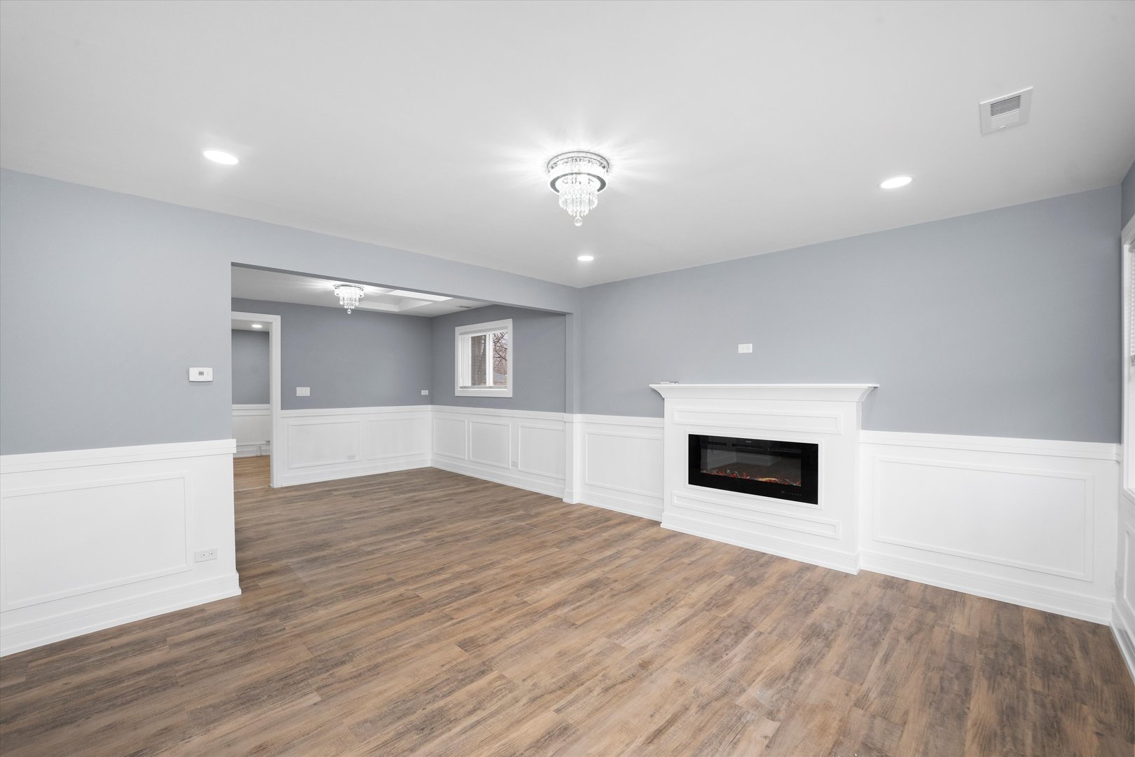 14619 Minerva Avenue Property Photo 6