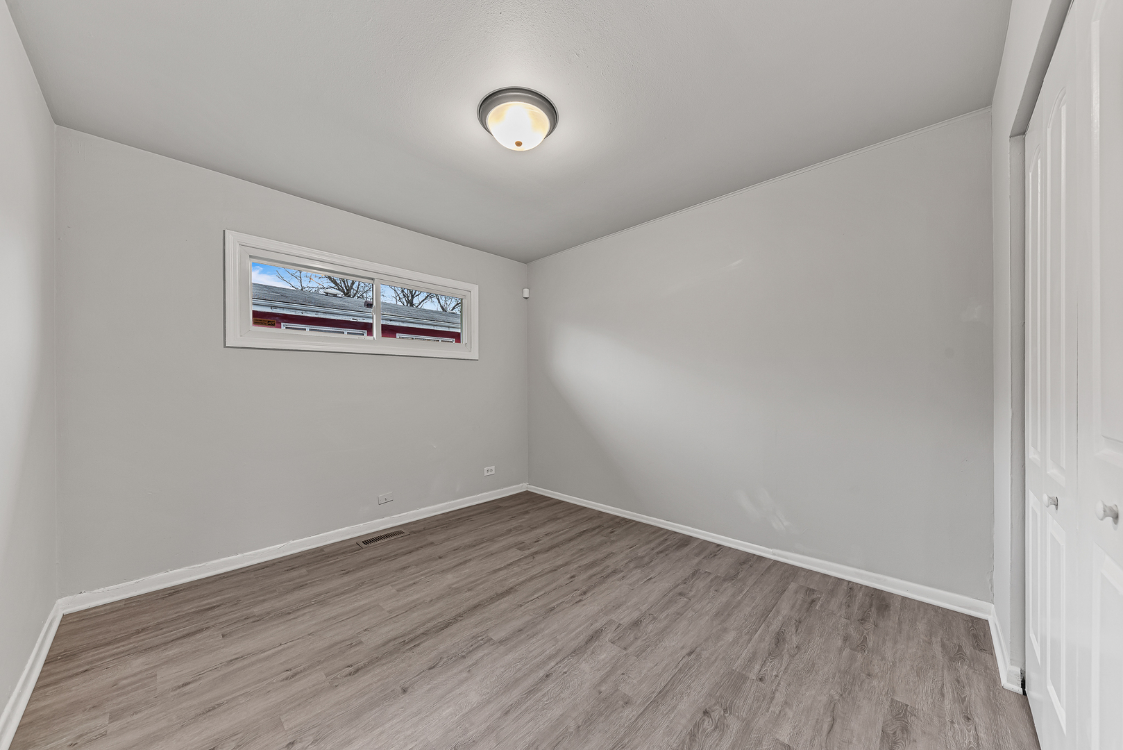 135 Hay Street Property Photo 10