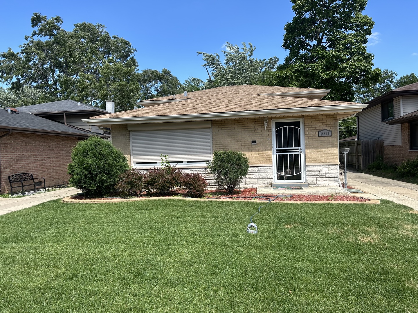 14421 Murray Avenue Property Photo 1