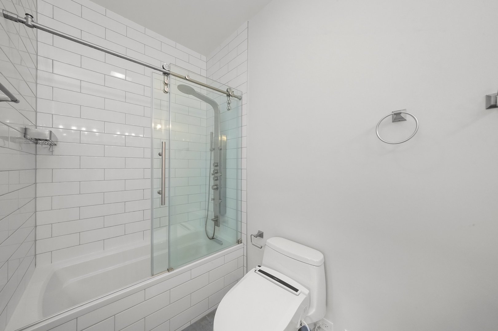 1026 W Monroe Street Property Photo 20