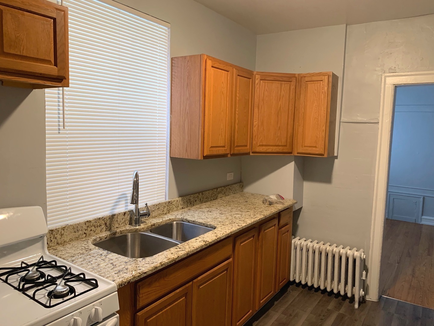 7931 S Vernon Avenue Property Photo 17