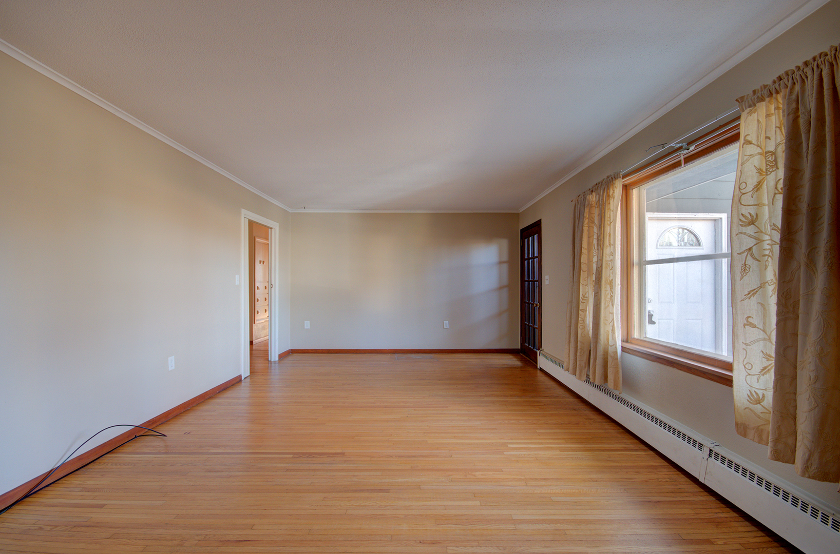 654 Springfield Avenue Property Photo 2