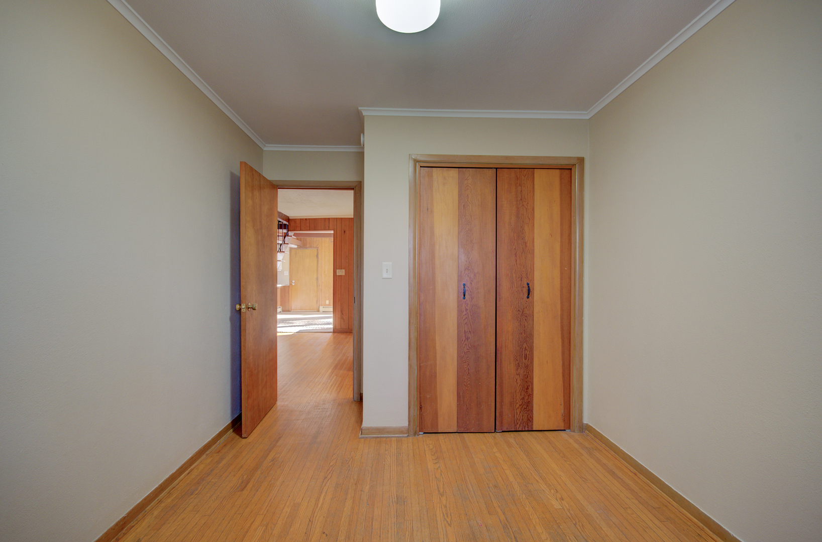 654 Springfield Avenue Property Photo 4