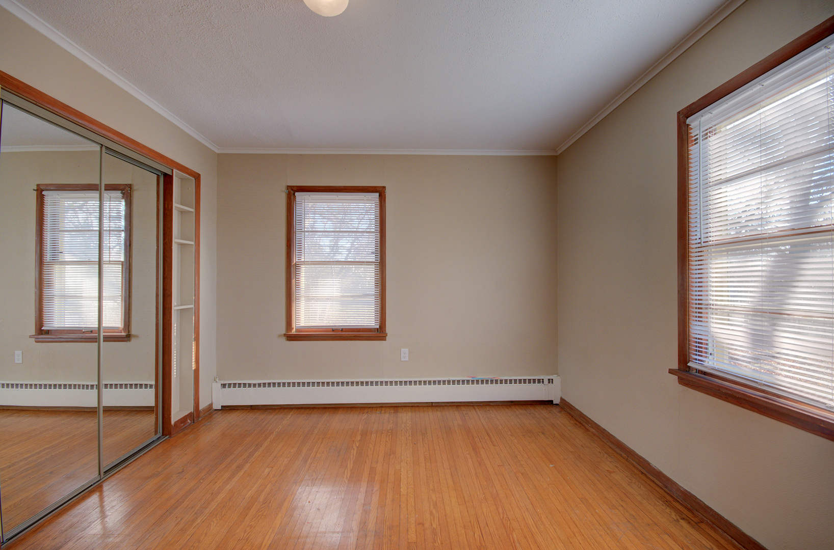 654 Springfield Avenue Property Photo 6