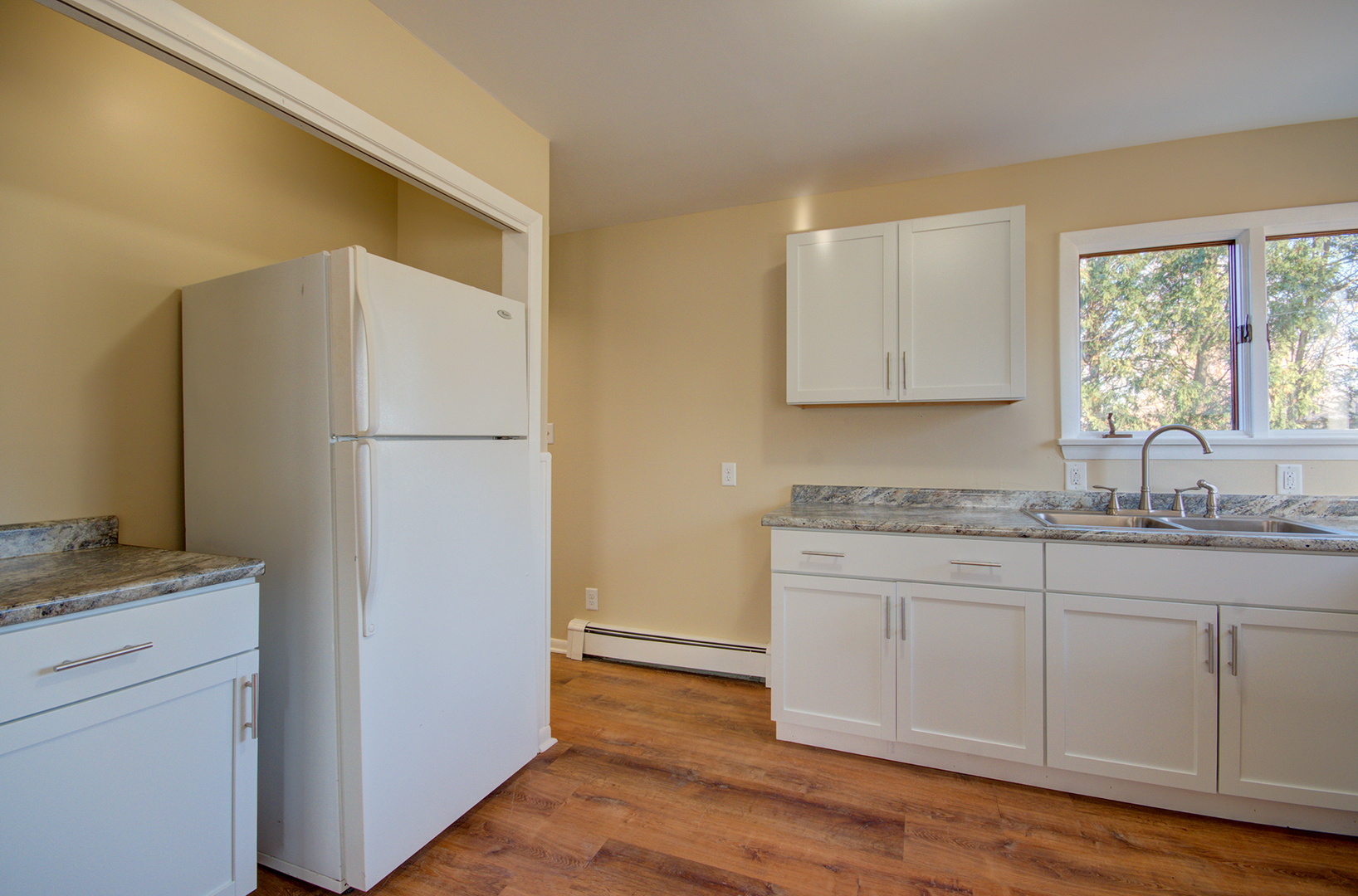 654 Springfield Avenue Property Photo 12