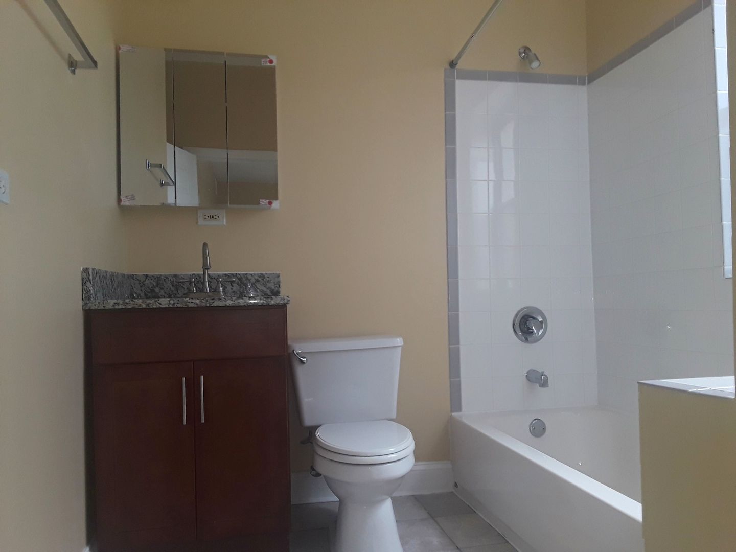 6340 S Kenwood Avenue 3 Property Photo 8