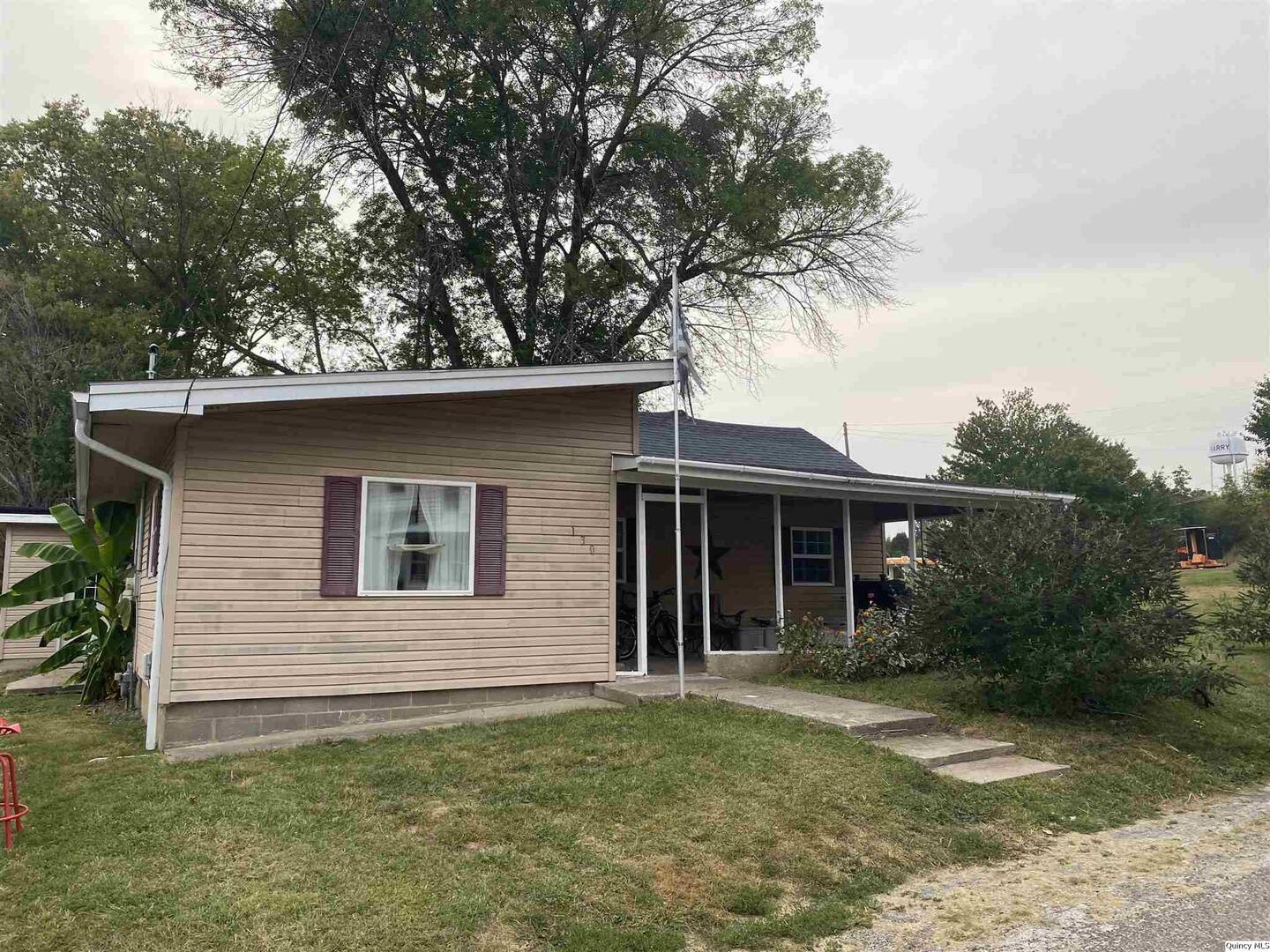 130 Bainbridge Street Property Photo