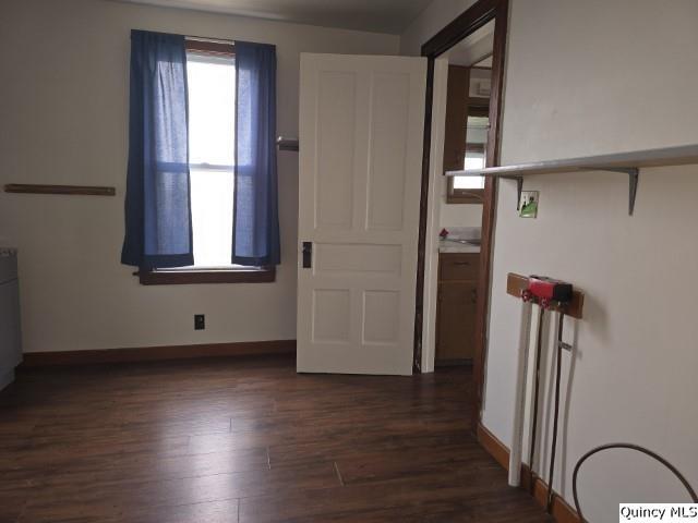 2525 N County Road 2750 Property Photo 6