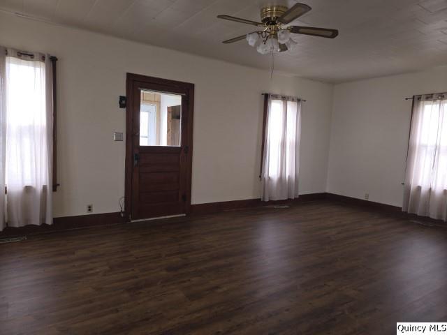 2525 N County Road 2750 Property Photo 8