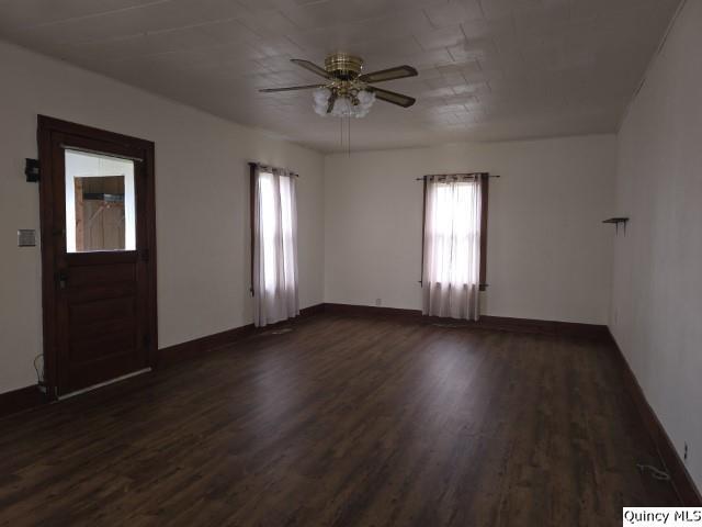 2525 N County Road 2750 Property Photo 9