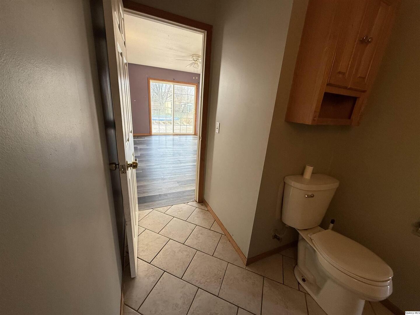 312 N Illinois Property Photo 16