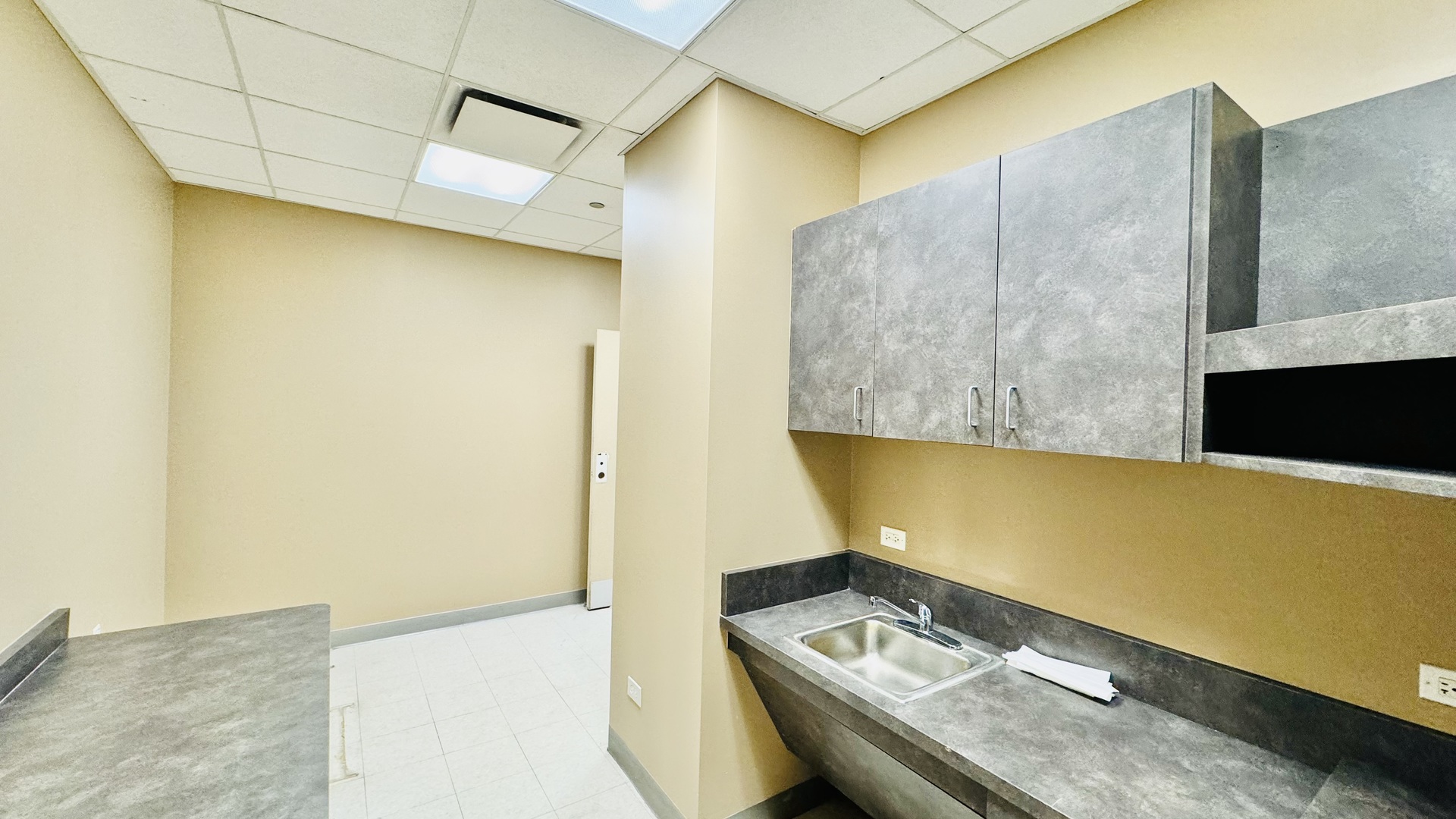 909 W Washington Boulevard Property Photo 10