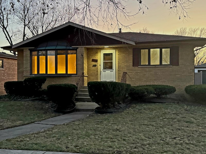10016 Minnick Avenue Property Photo 1