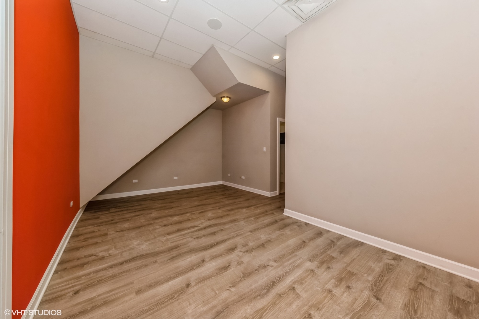 1923 W Chicago Avenue C Property Photo 5