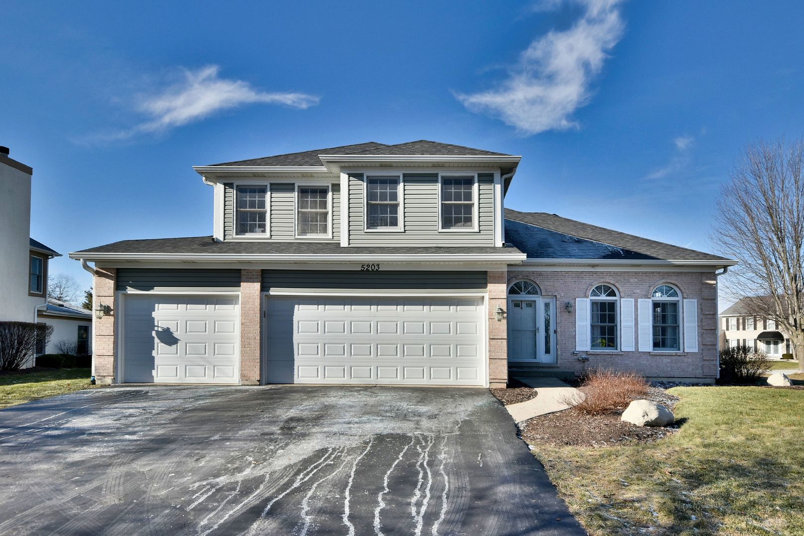 5203 Thatcher Drive Property Photo 1