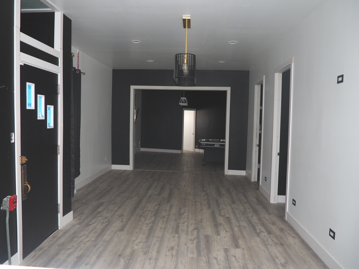 9919 W 143rd Place Property Photo 2