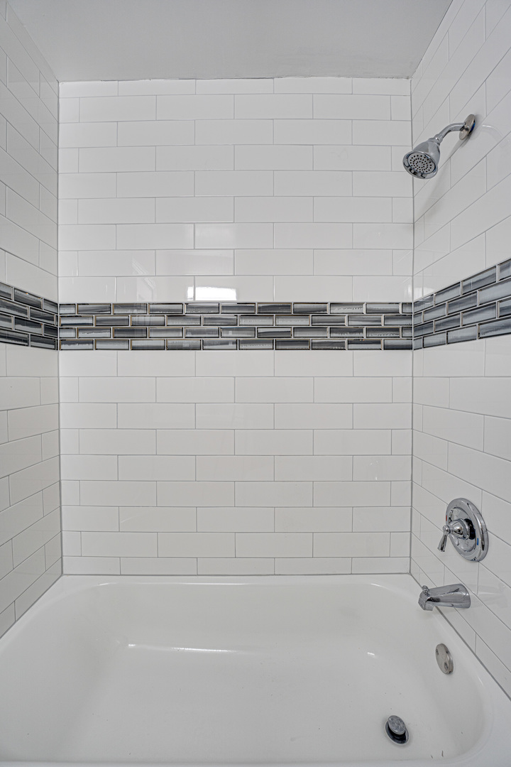 5522 E Lake Drive B Property Photo 13
