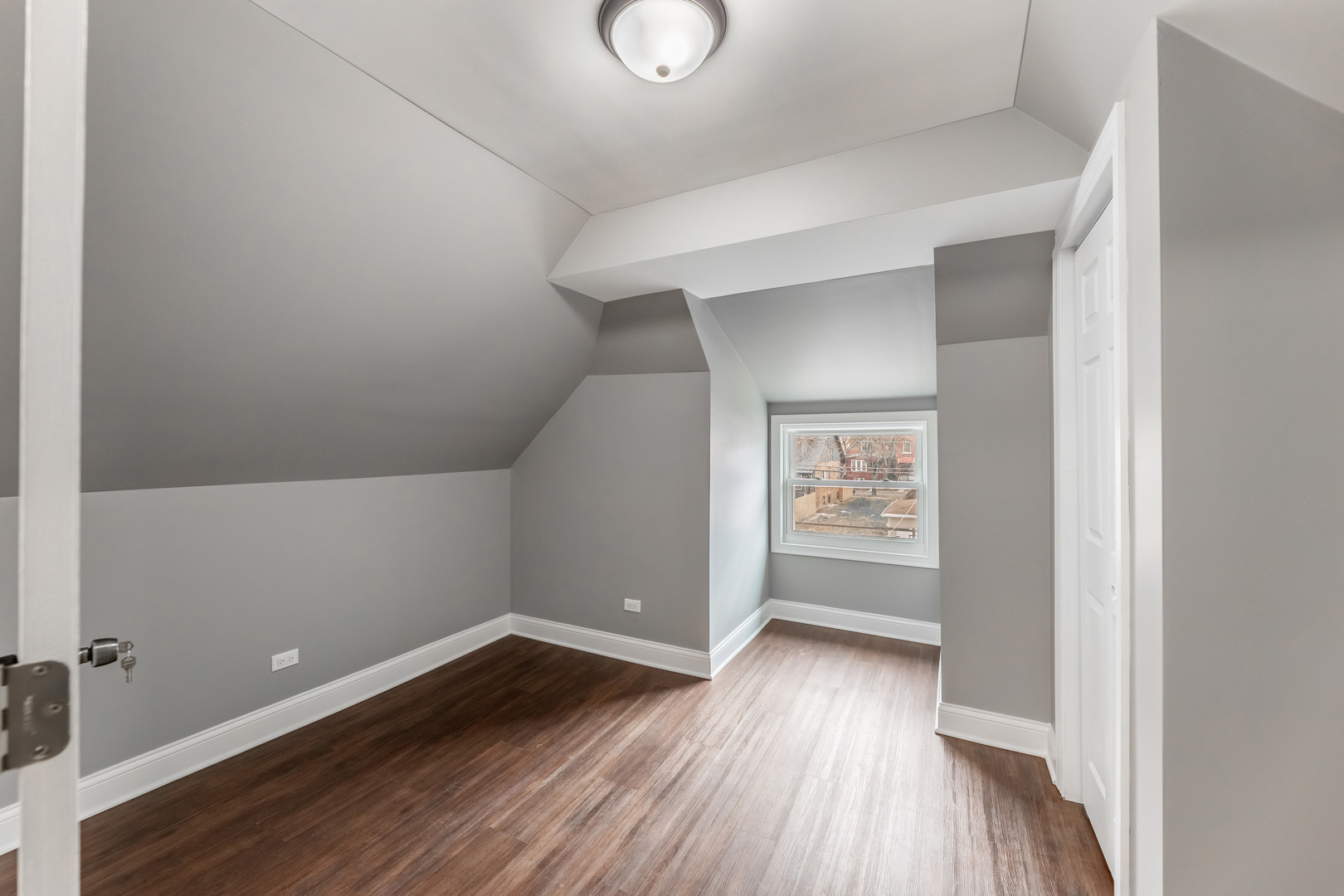 4831 W Walton Street Property Photo 14