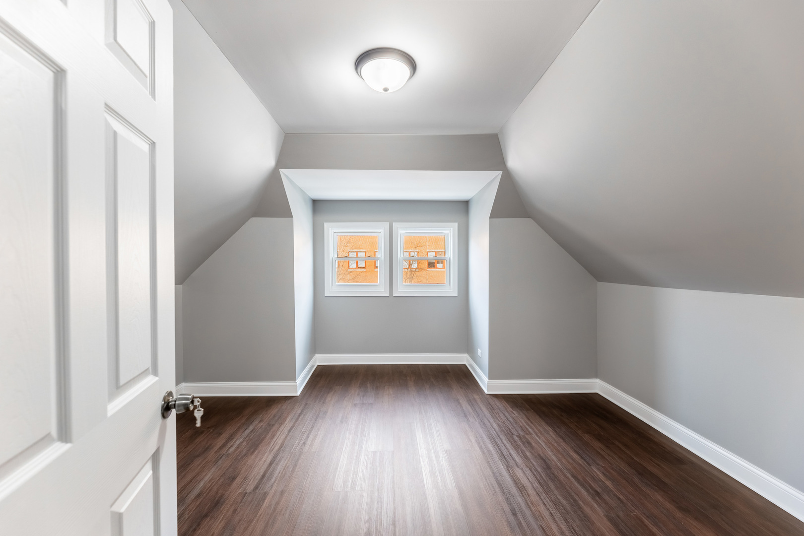 4831 W Walton Street Property Photo 16