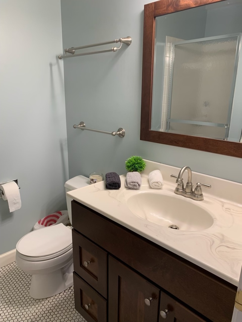 7004 Lorel Avenue Property Photo 12