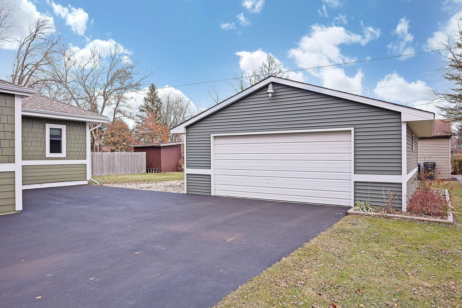 10720 W Eastwood Road Property Photo 5