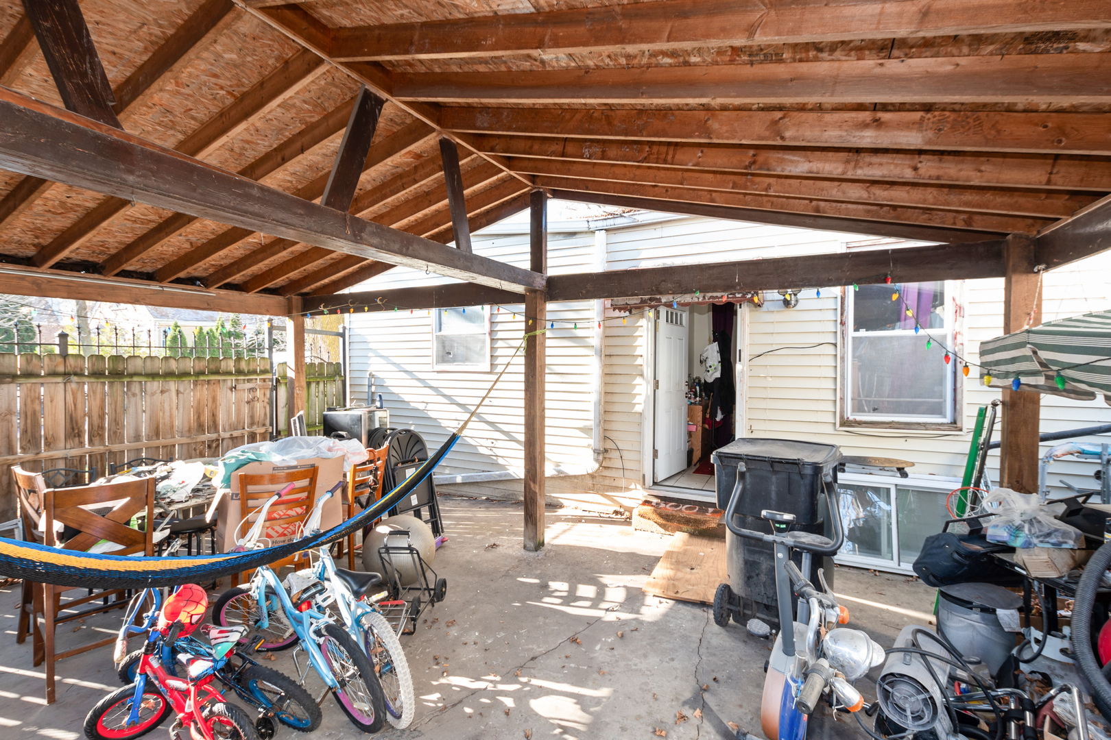 2857 S Kostner Avenue Property Photo 5