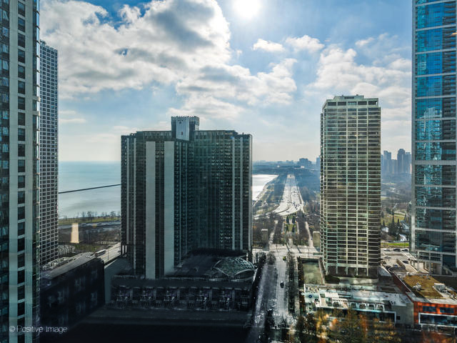 363 E Wacker Drive 2003 Property Photo 22