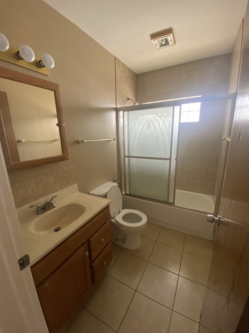 4606 W Lawrence Ave Property Photo 12