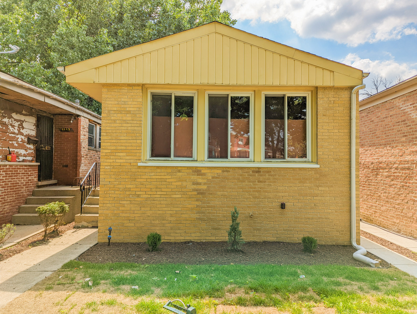 1115 W 110th Street Property Photo 1