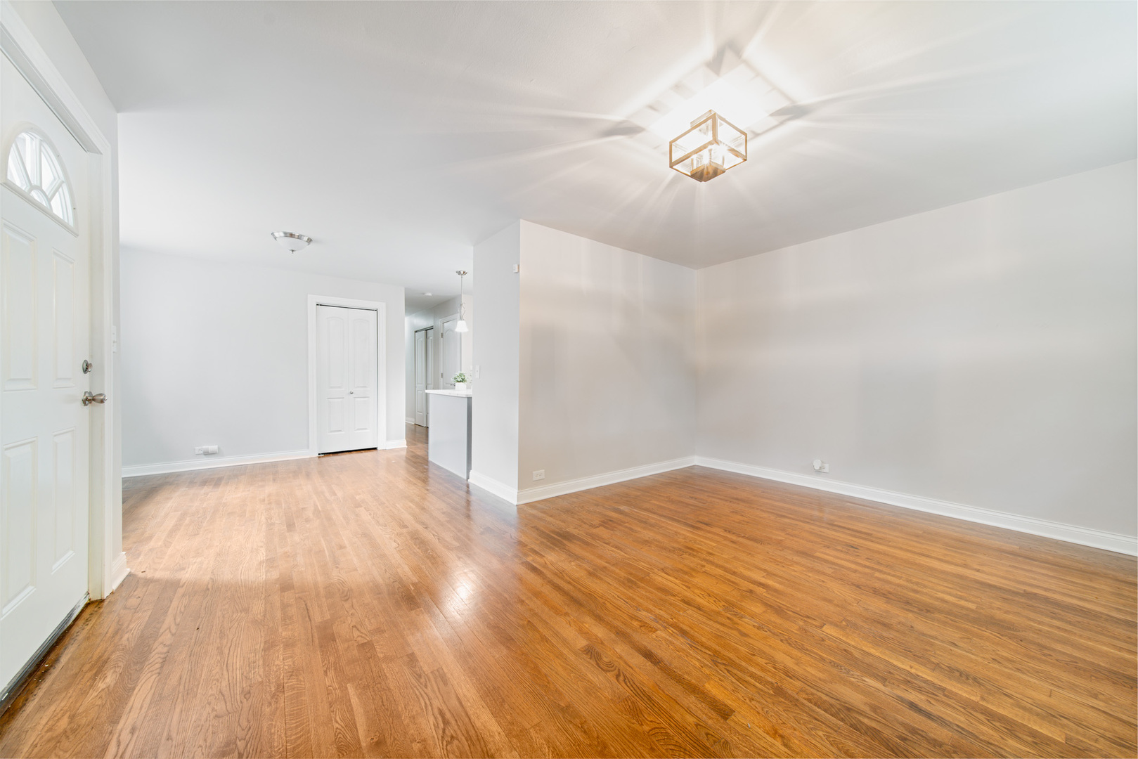 1115 W 110th Street Property Photo 3