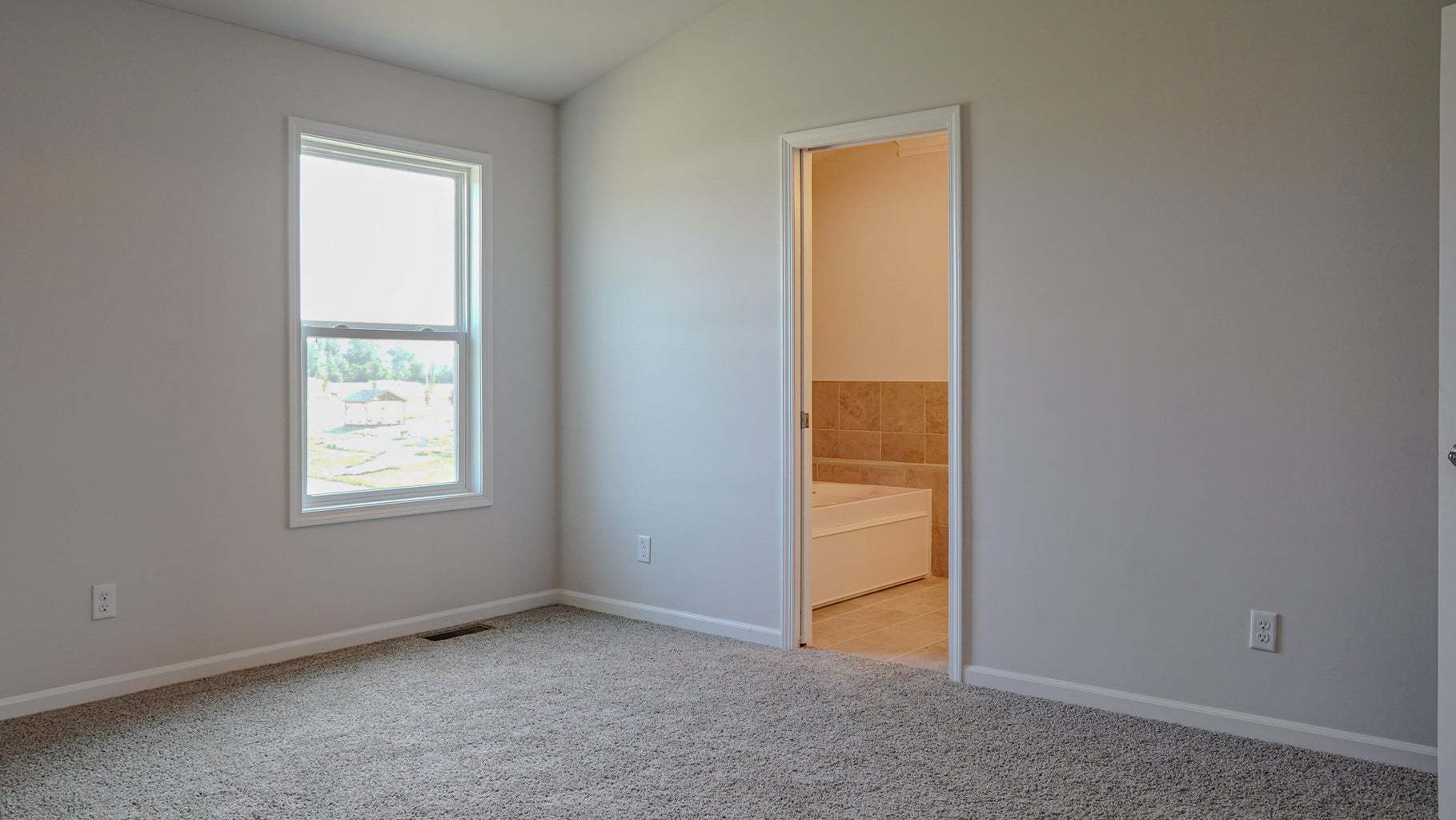 8241 Dylan Drive Property Photo 7