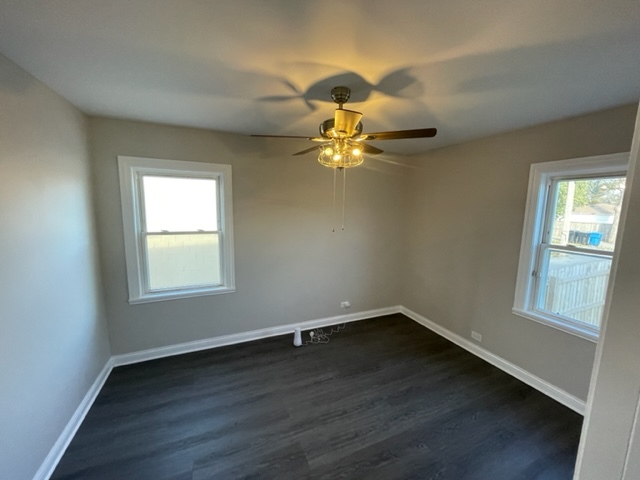 9515 S Woodlawn Avenue Property Photo 6