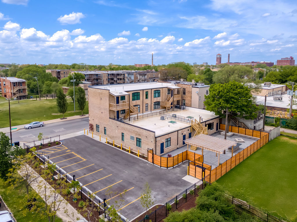 1425 S Kedzie Avenue Property Photo 2