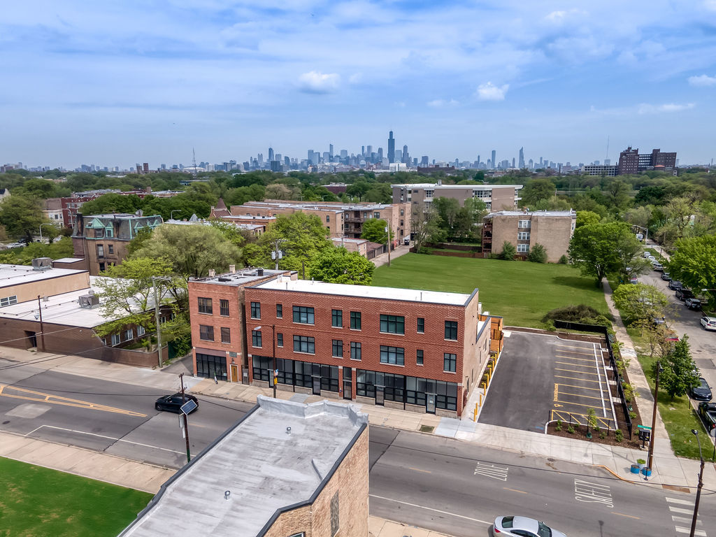 1425 S Kedzie Avenue Property Photo 3