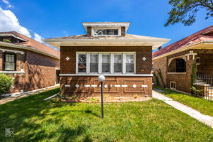 552 E 87th Place Property Photo 1