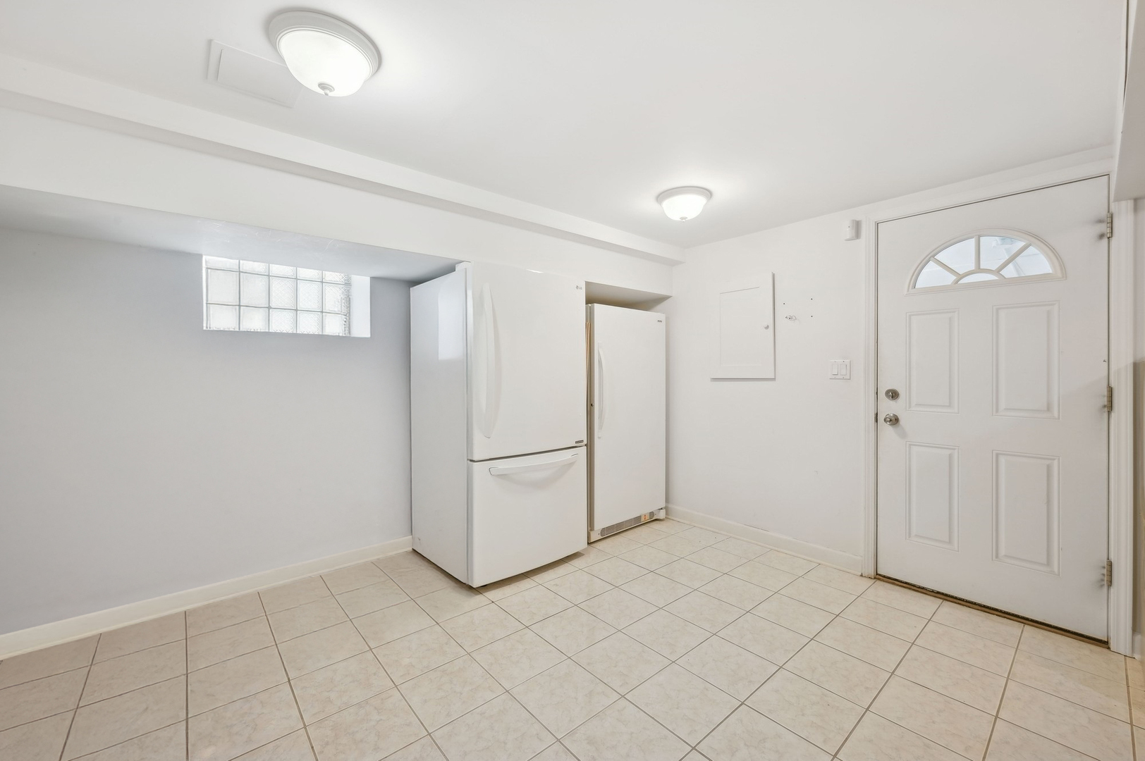 1655 W Byron Street Property Photo 33