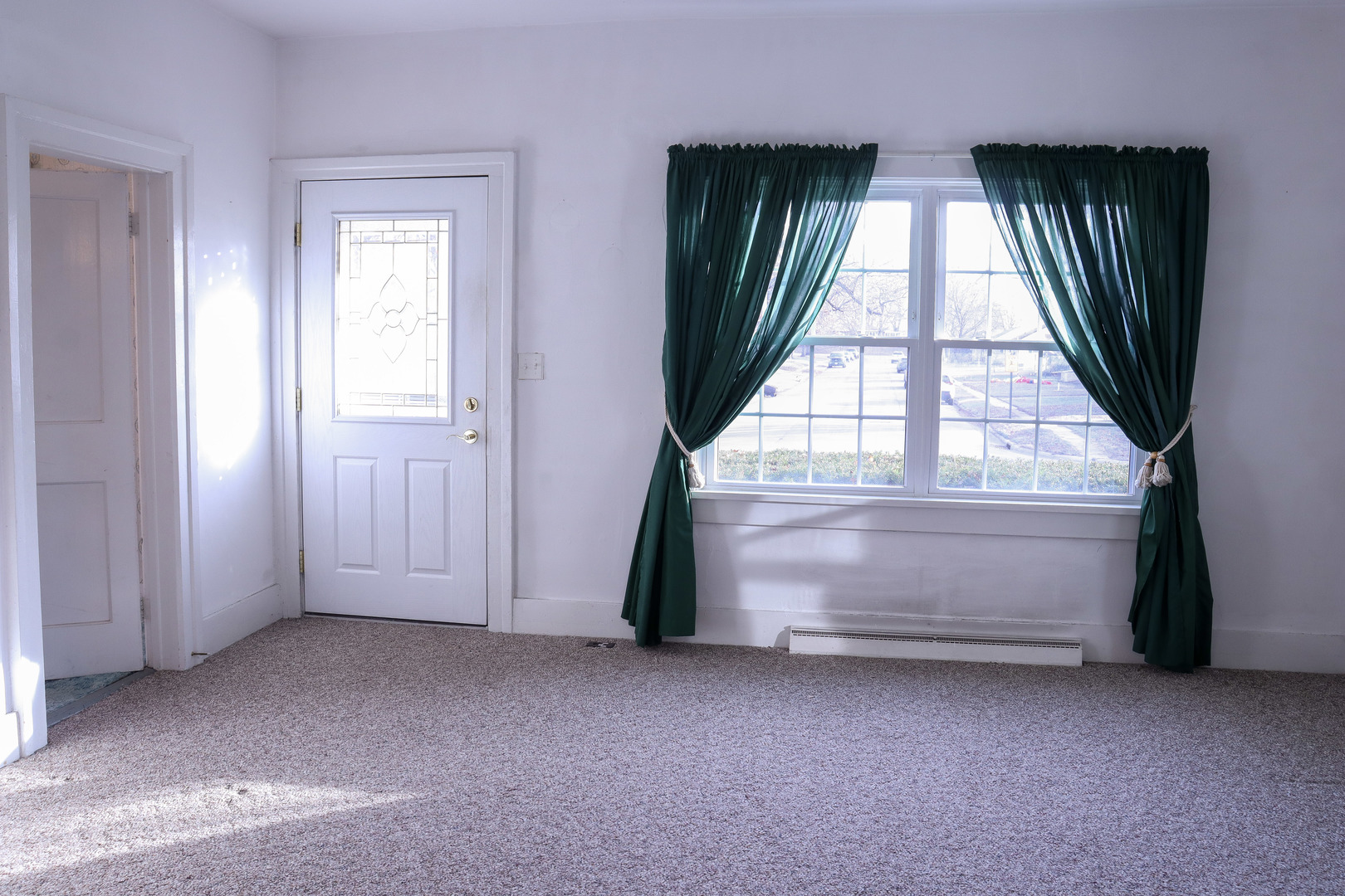 401 Ash Avenue Property Photo 3