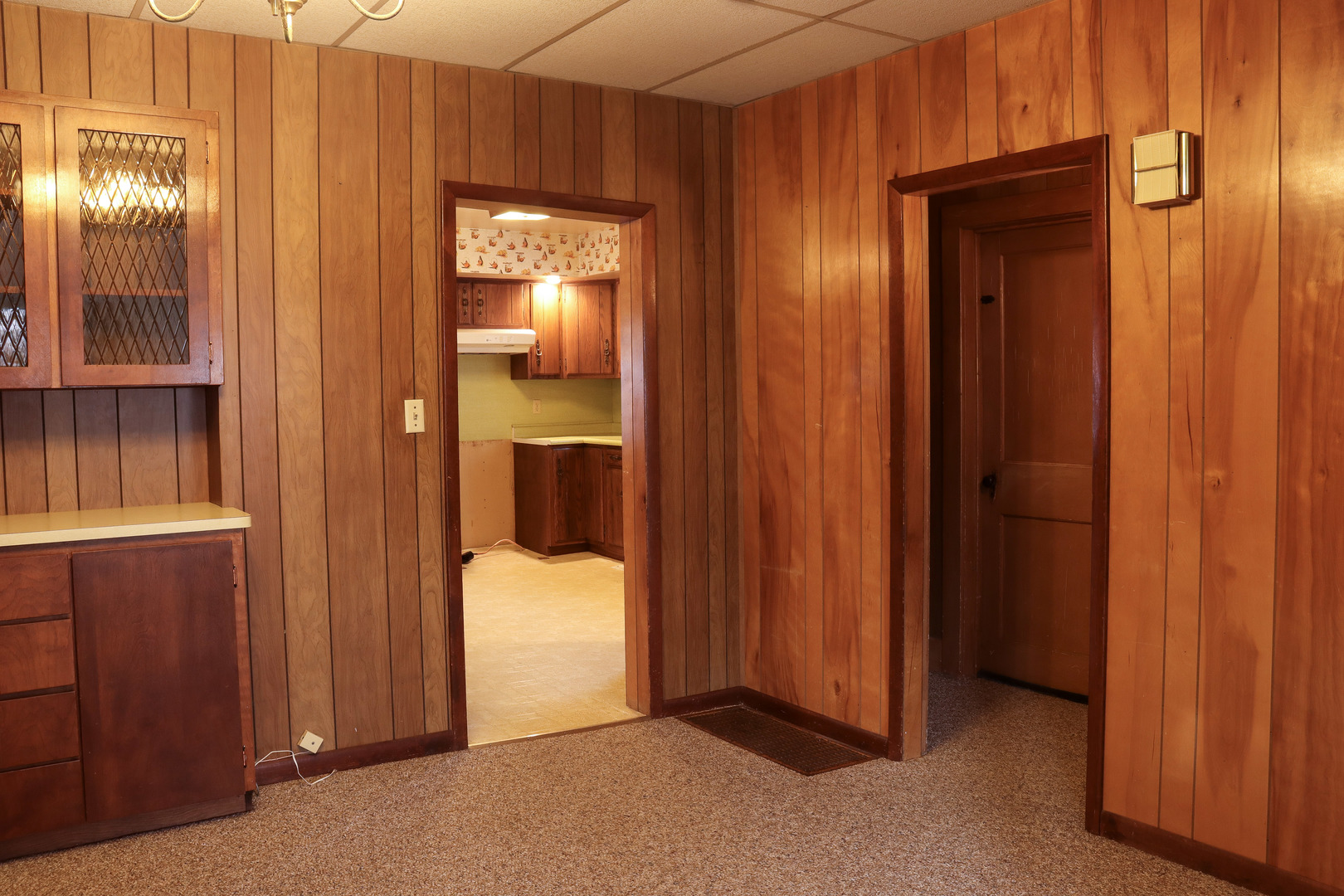 401 Ash Avenue Property Photo 8