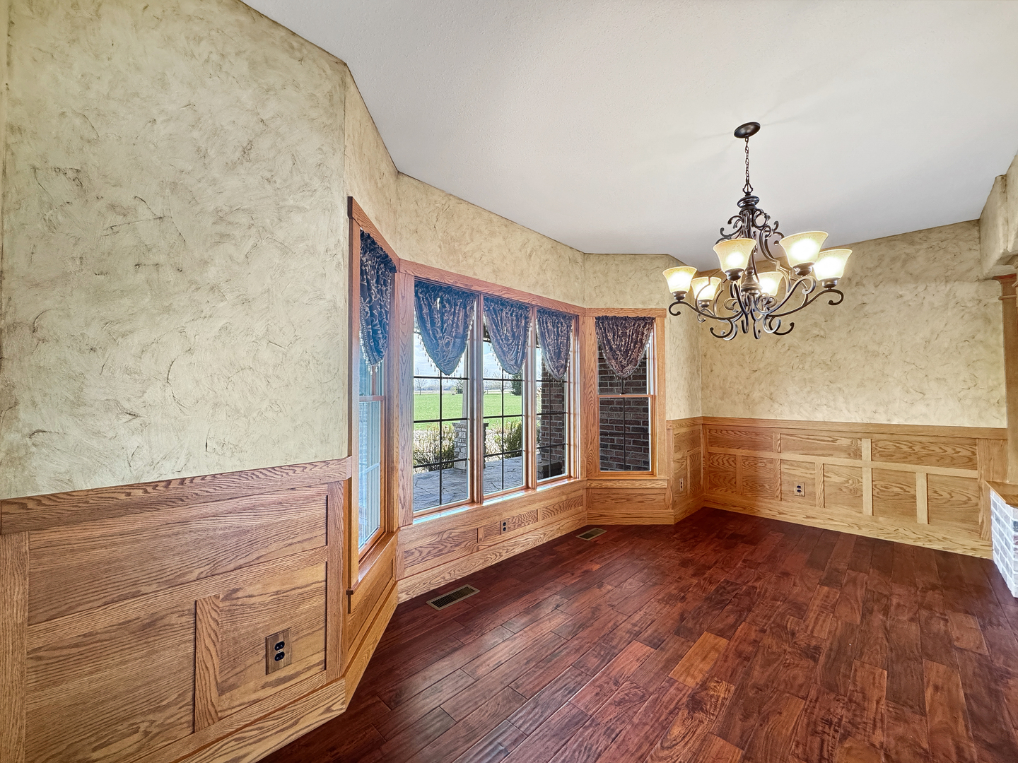 2988 N 400 East Road Property Photo 10