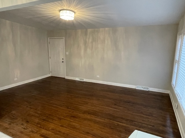 14722 Wabash Avenue Property Photo 5