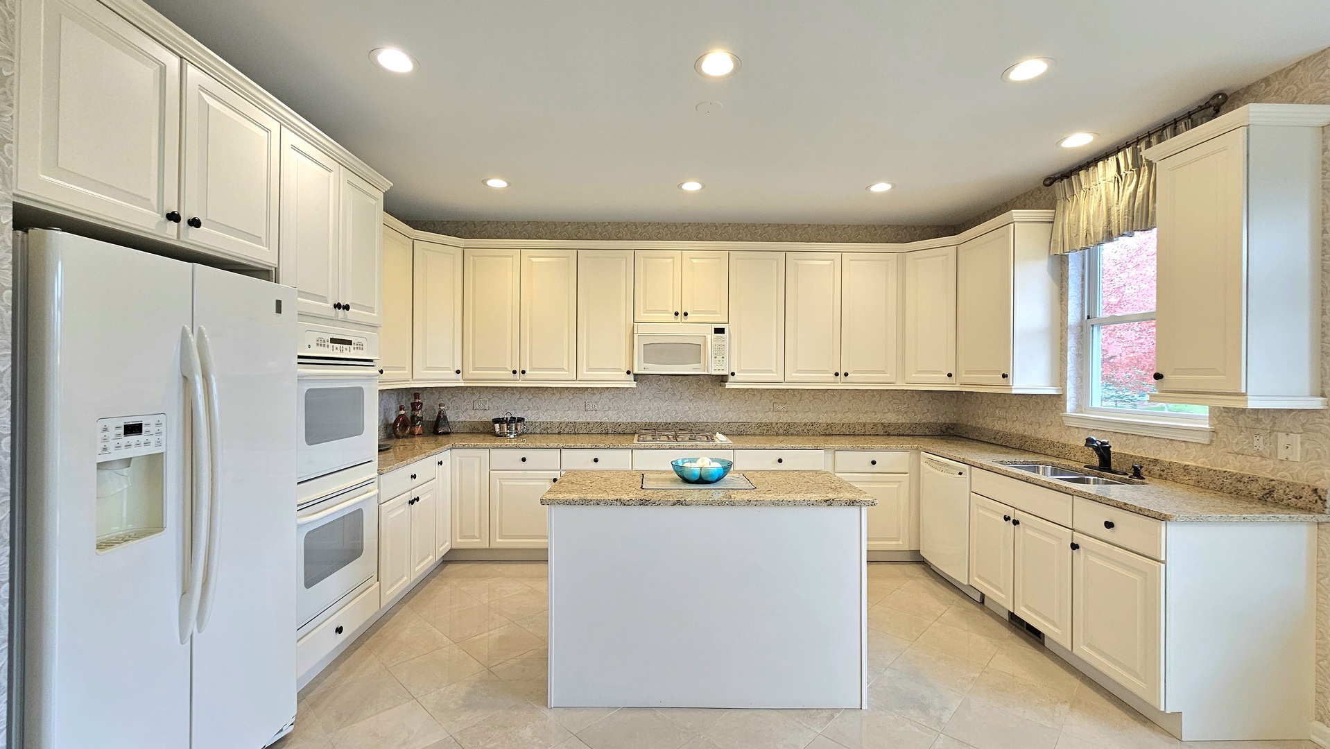 20161 Preston Lane Property Photo 4