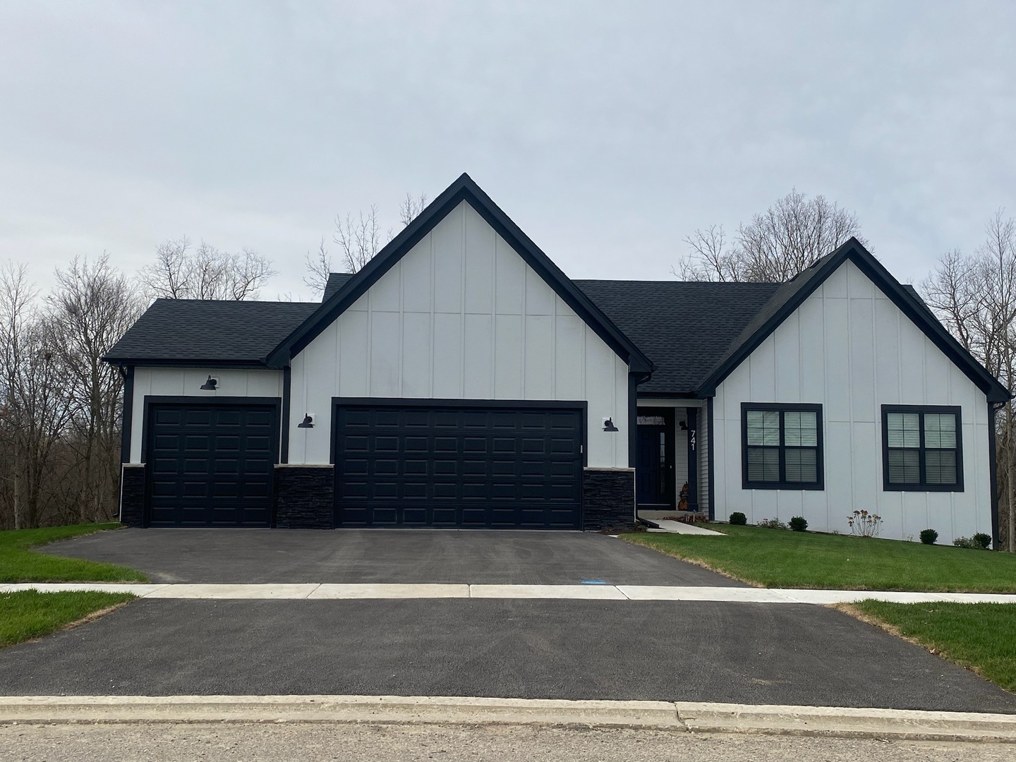 2101 Bilstone Drive Property Photo 1