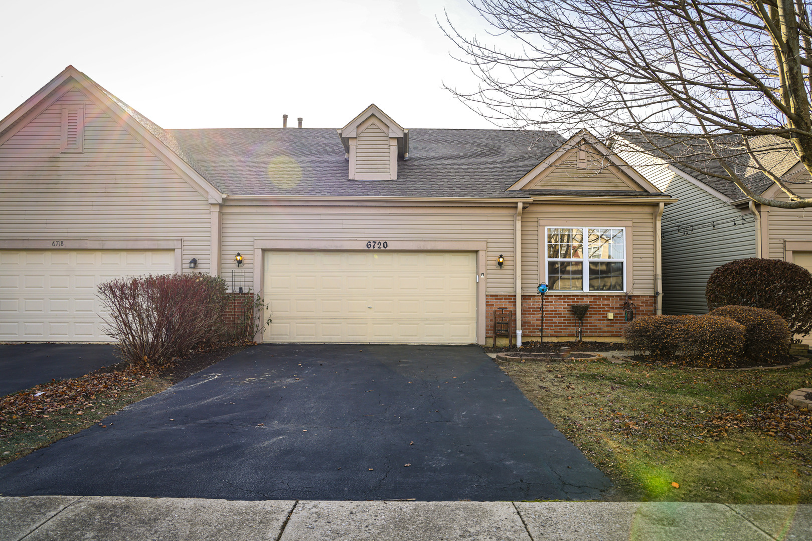 6720 Clear Creek Drive Property Photo 1