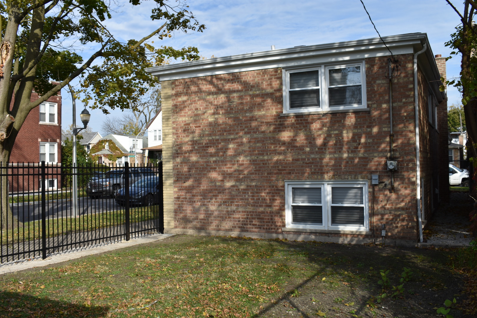 701 E 89th Street Property Photo 3