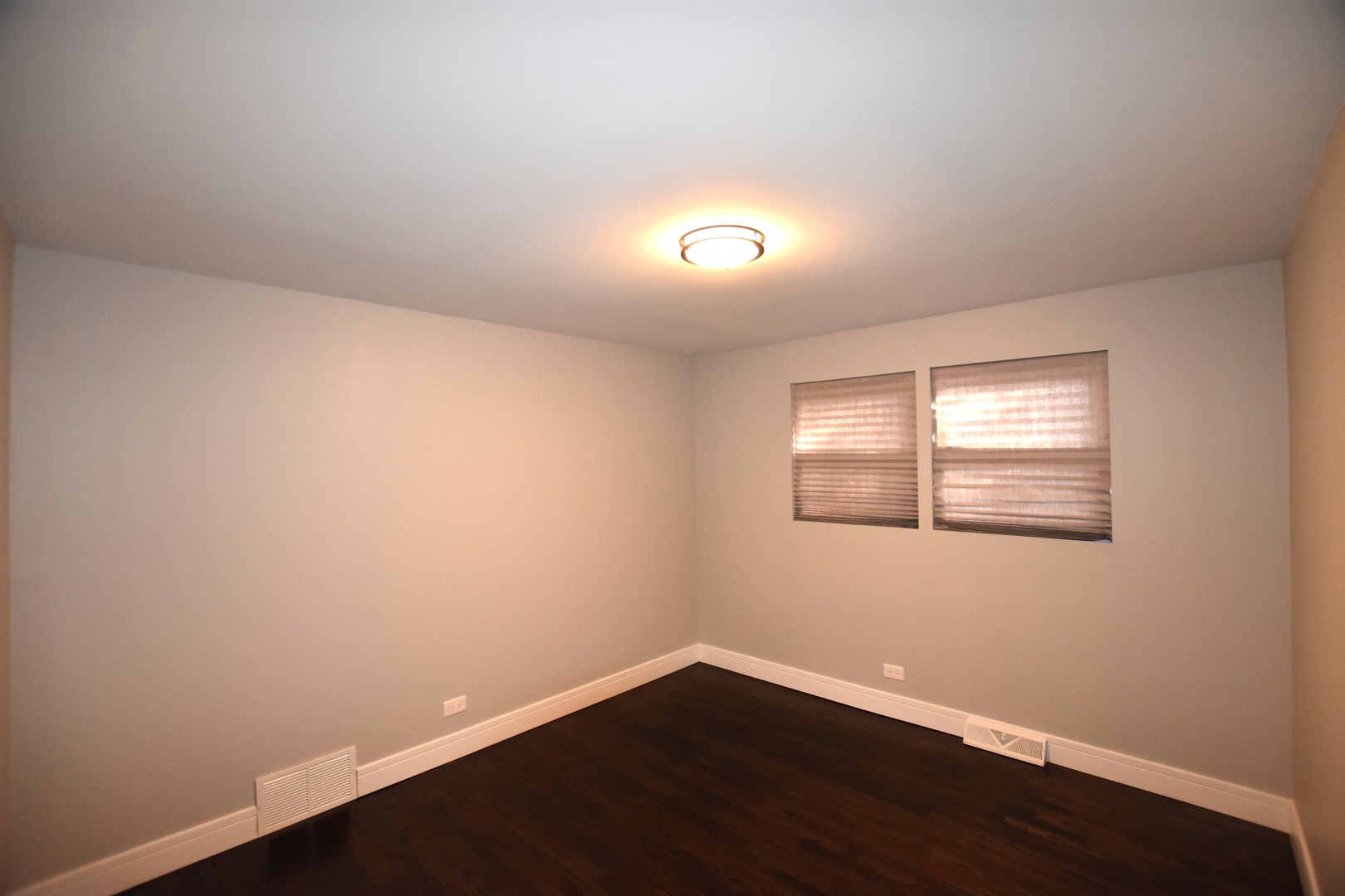 701 E 89th Street Property Photo 19