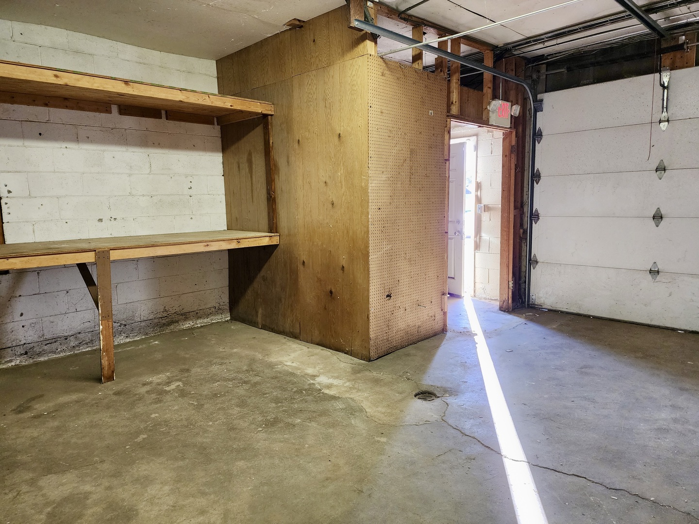 298 S Schuyler Avenue Property Photo 38