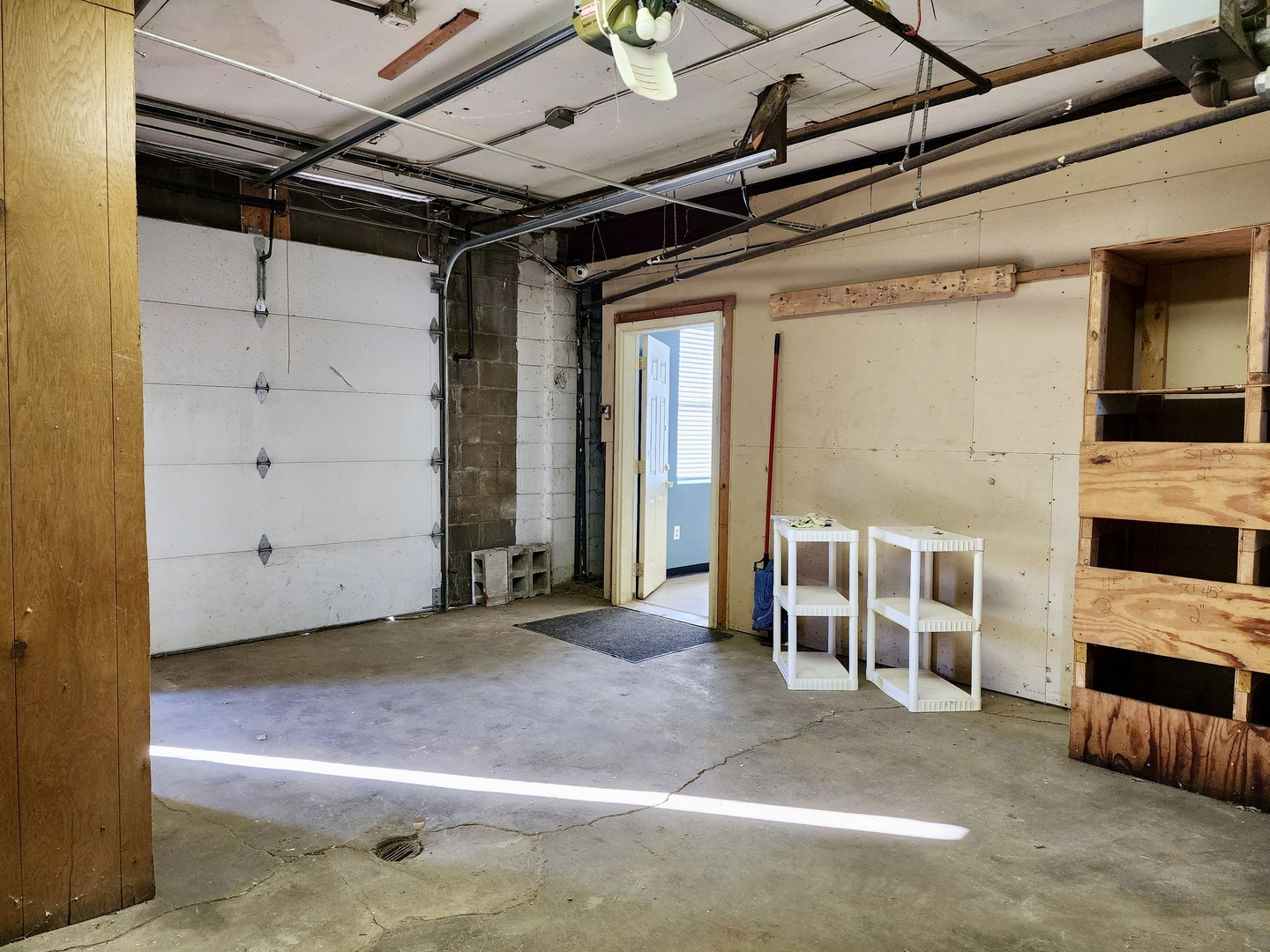 298 S Schuyler Avenue Property Photo 39