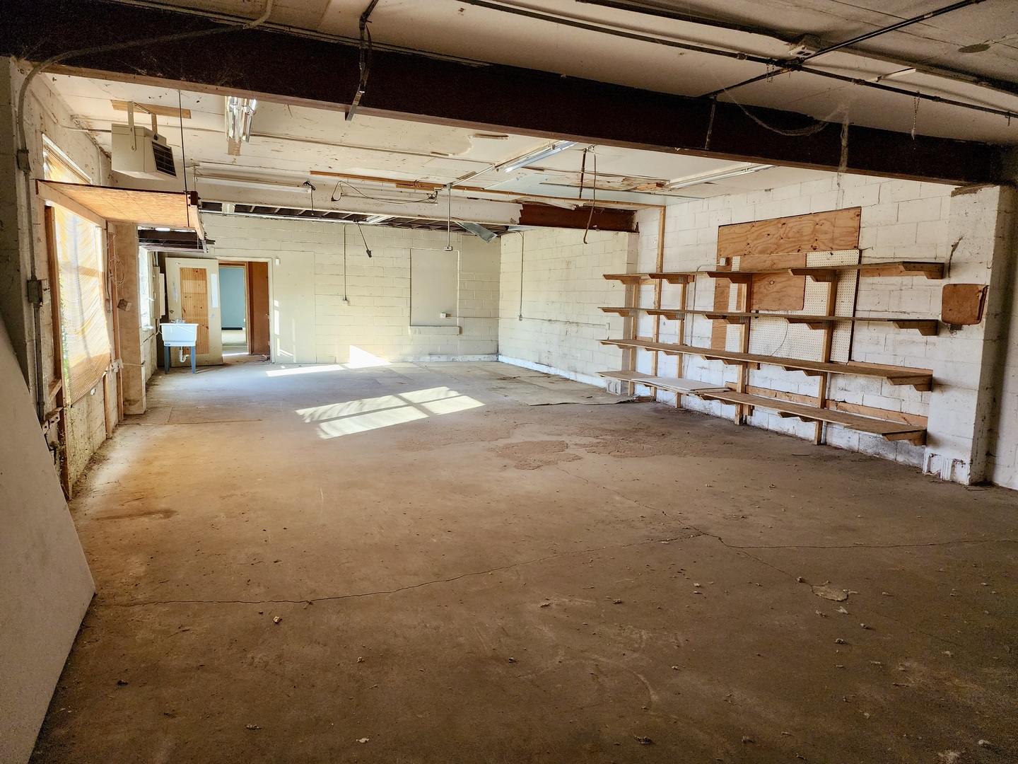 298 S Schuyler Avenue Property Photo 45