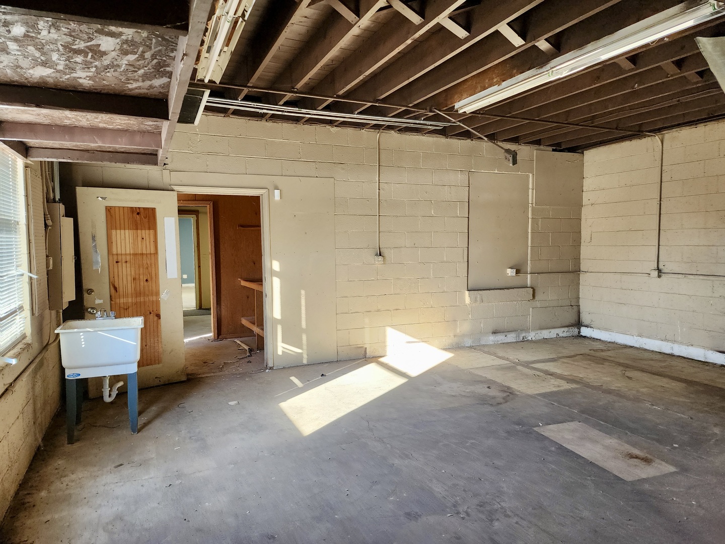 298 S Schuyler Avenue Property Photo 47